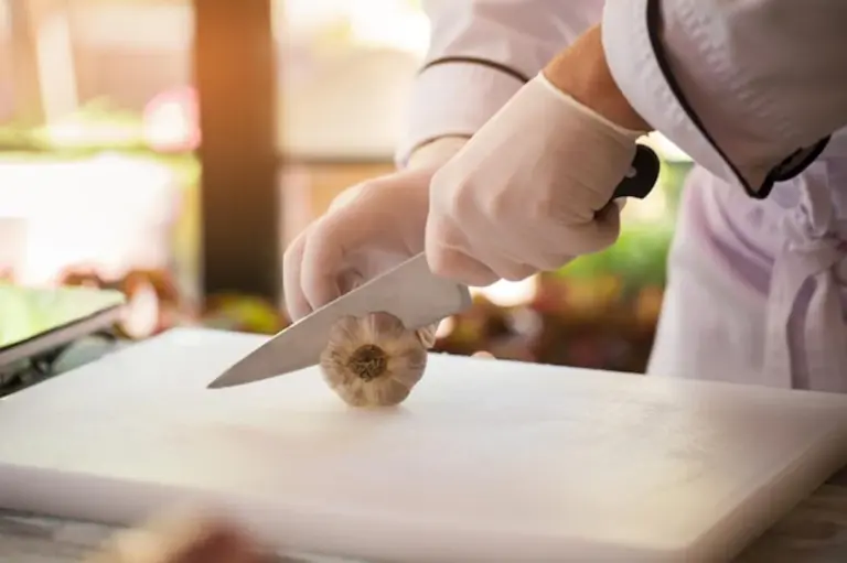 safe kitchen knife skills vegetables cooking