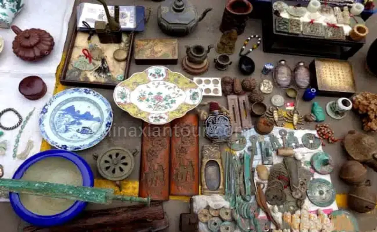 antique fake relics on flea market