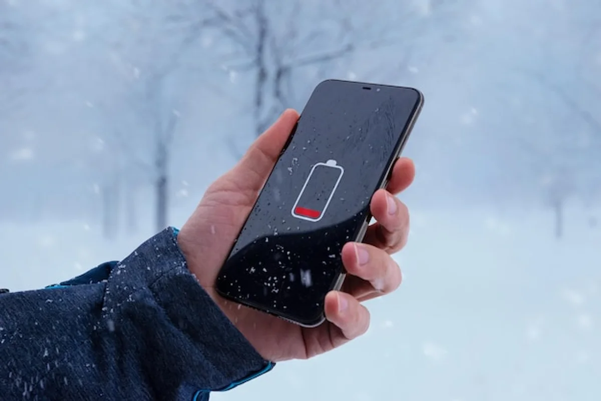 cold weather smartphone battery drain