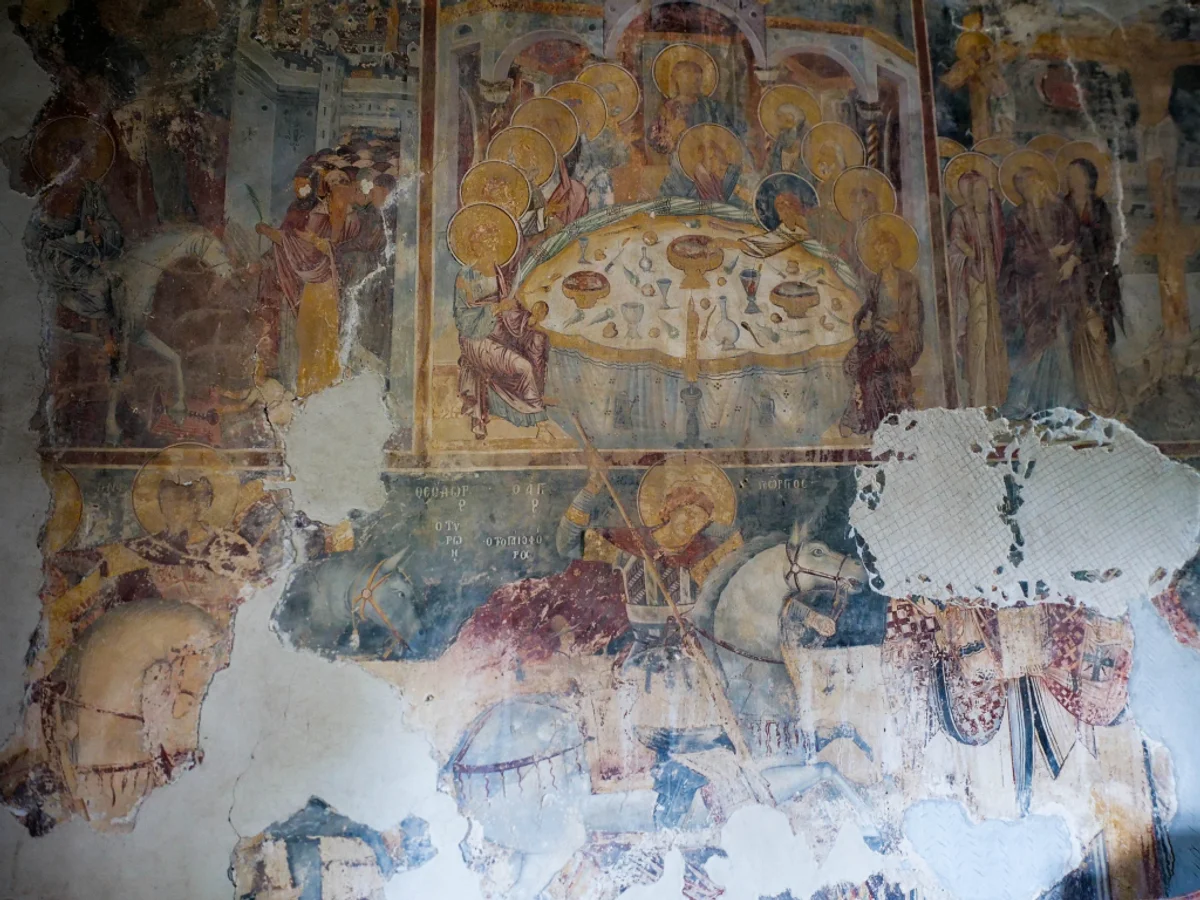 detail medieval czech fresco hrad discovery restoration process