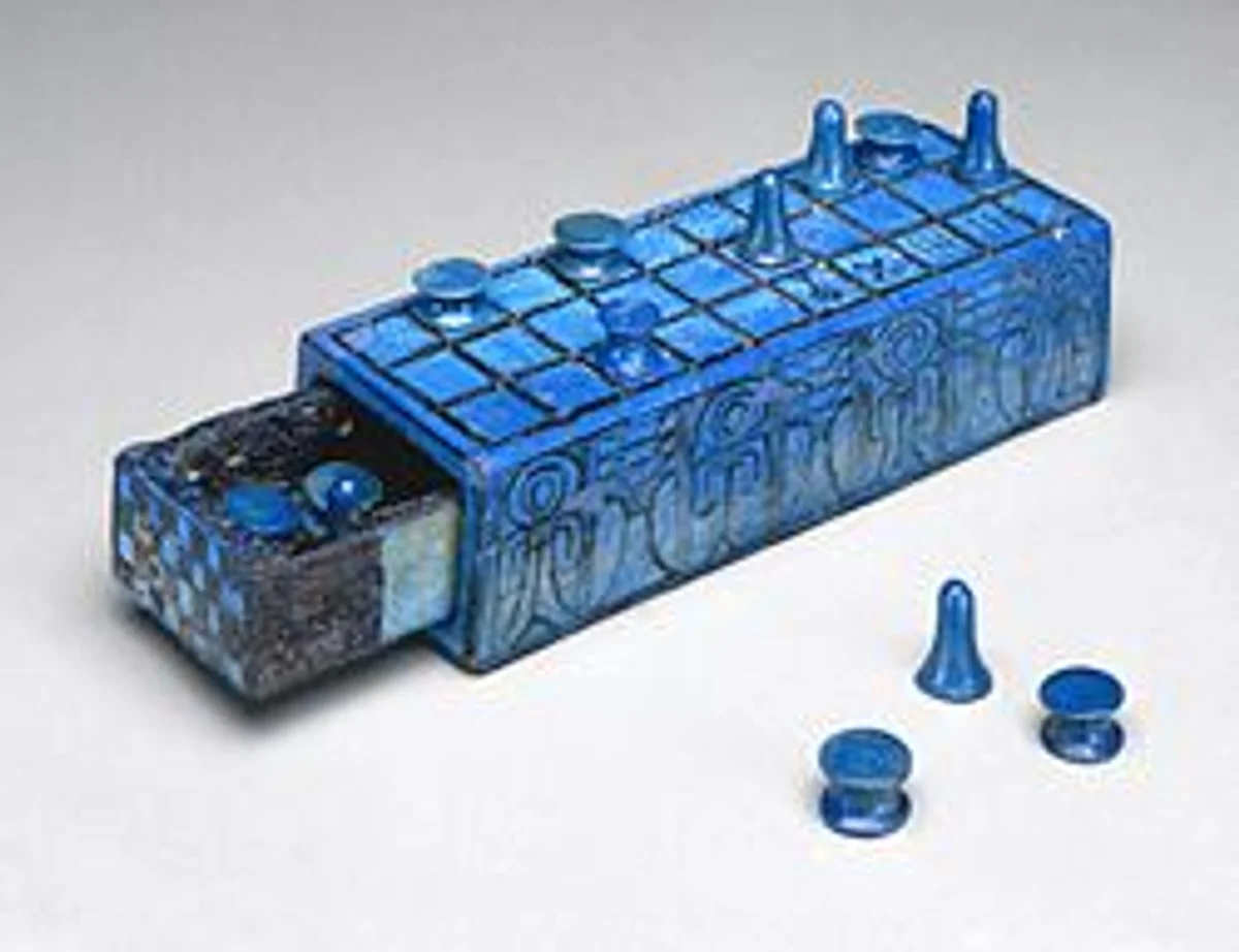 ancient egyptian board game senet amulets