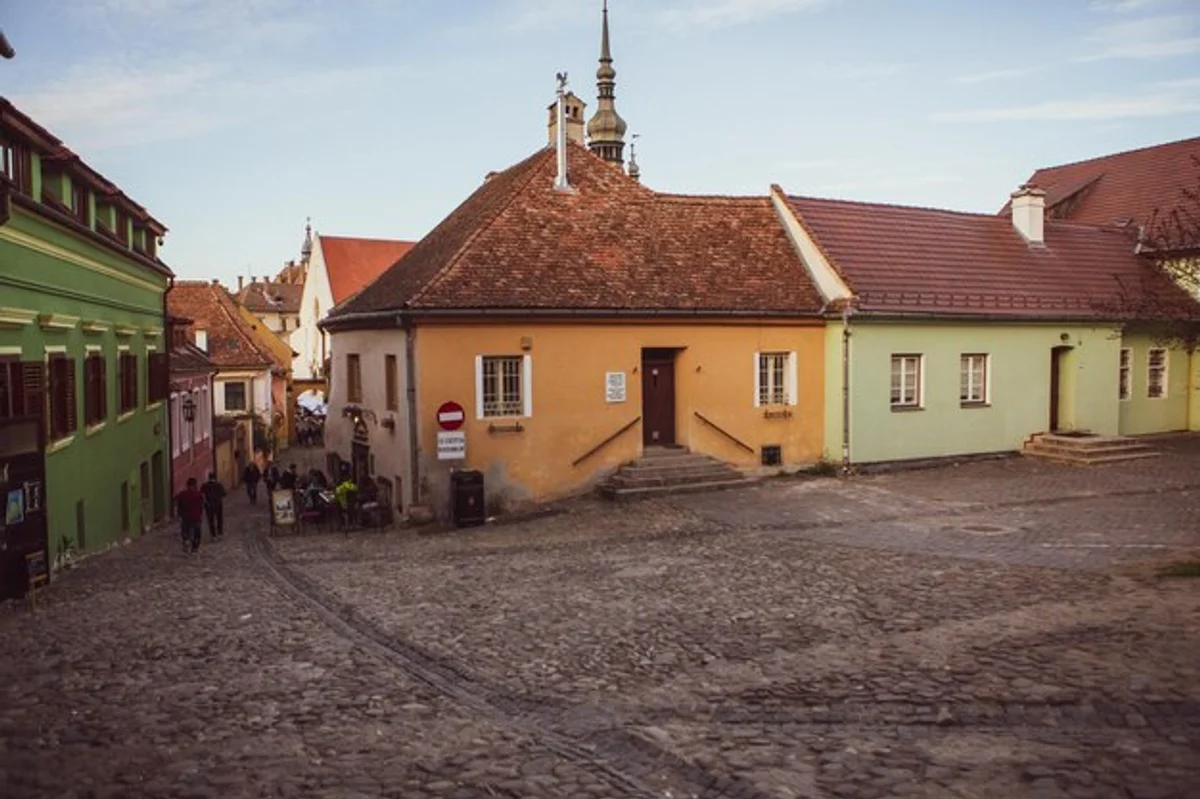 hidden art gallery Prague autumn
