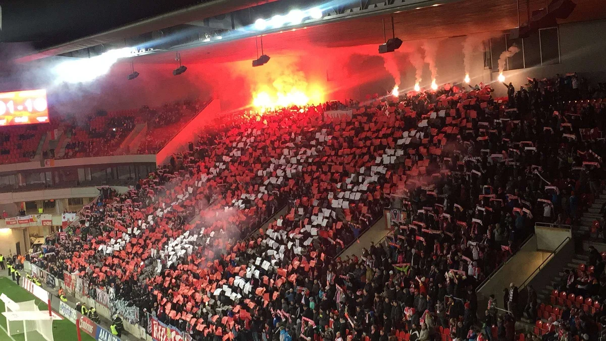 prague football derby fans november