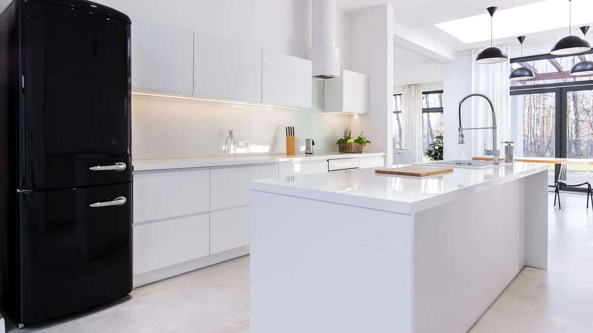 minimalist kitchen declutter real home organization Czech