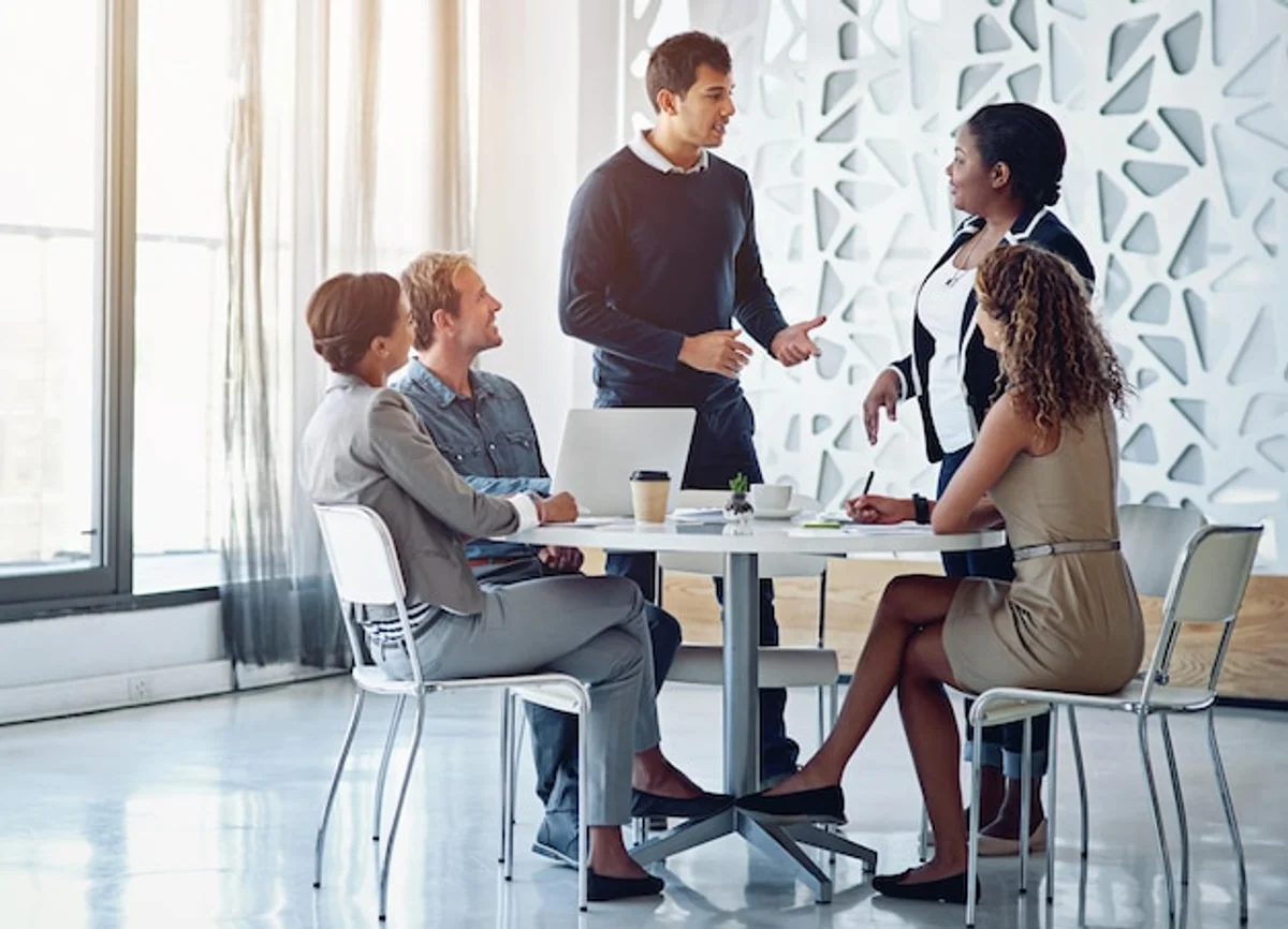 office team gestures communication tips