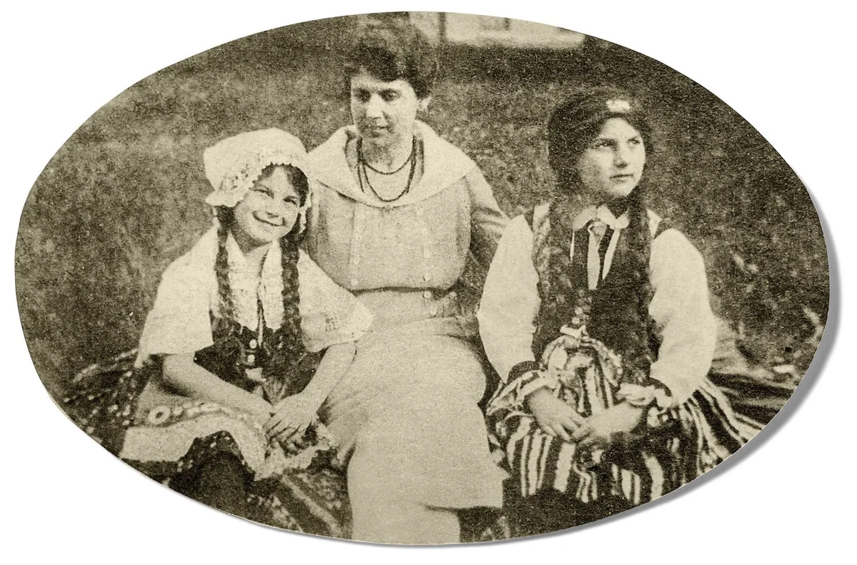 czech generations old young everyday life history