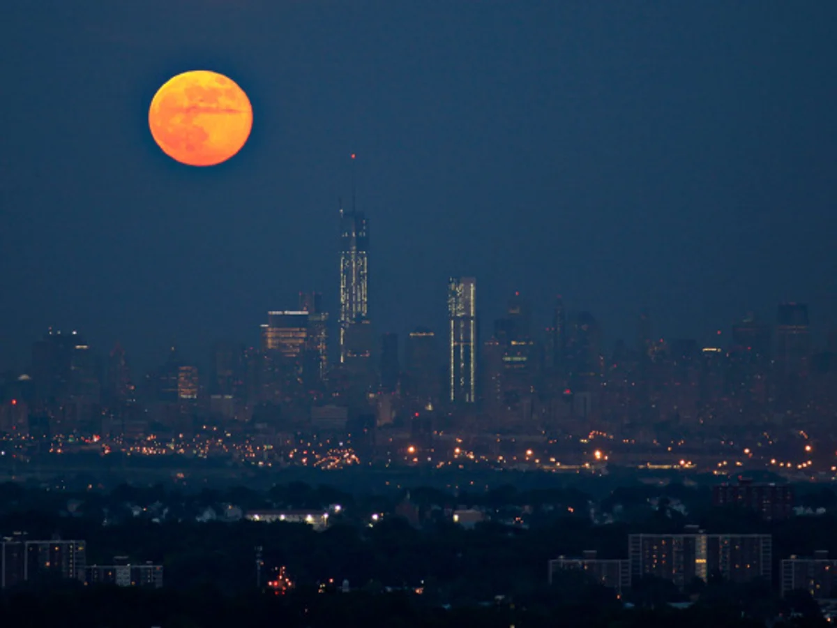 full moon over city sleep science