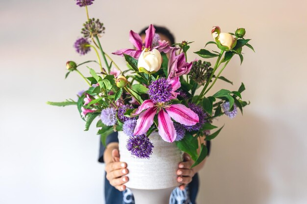 Spor o kouty domů: rostliny nebo umělé květiny – kdo vyhraje - image 1