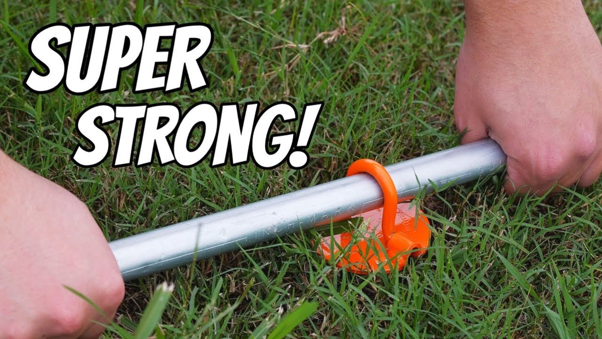 Staré ponožky naplněné pískem = nejlevnější kotvičky pro rostliny na větru - image 2