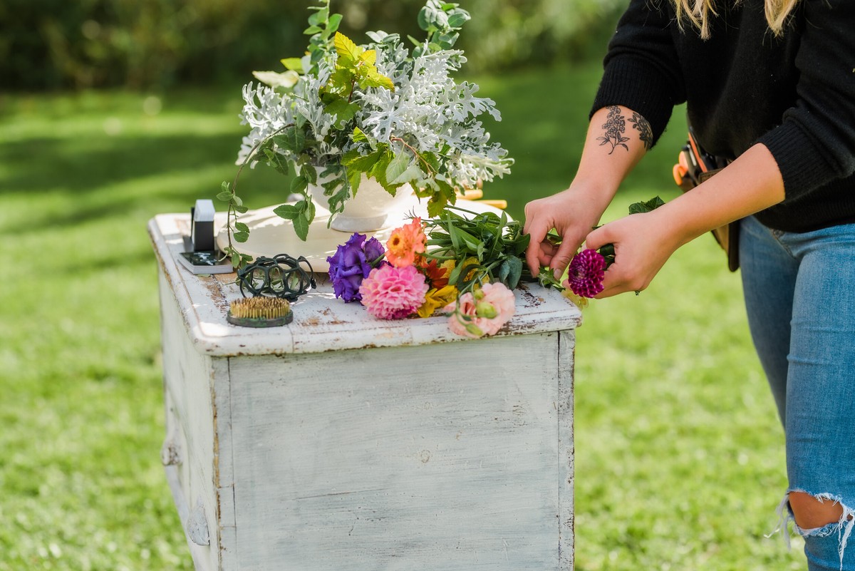 Floristé prozradí: proč drží květiny v chladné vodě přesně 5 minut - image 2