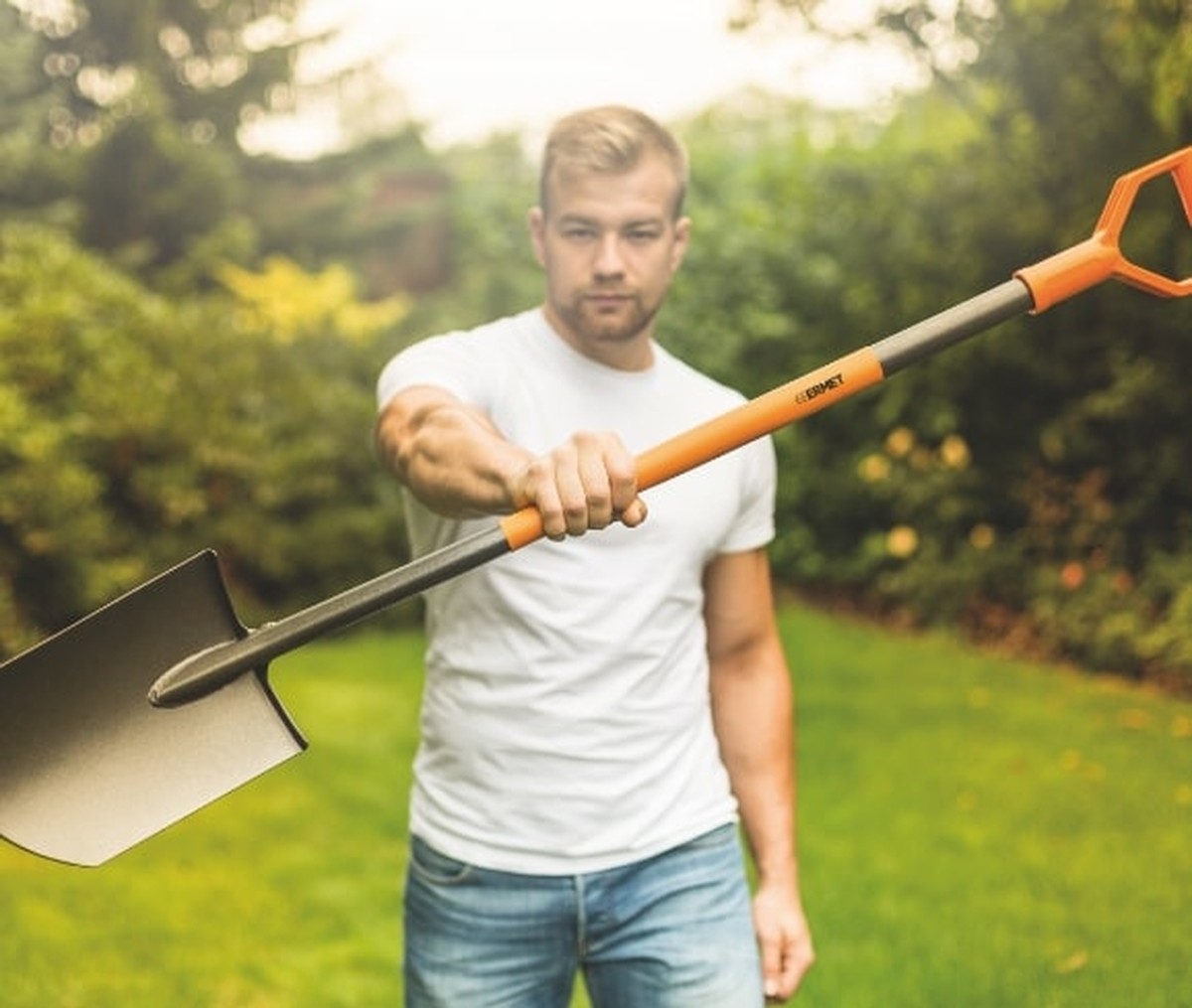 Kouzelný trik s pískem: Jak vrátit lesk své zahradní nářadí za pět minut - image 1