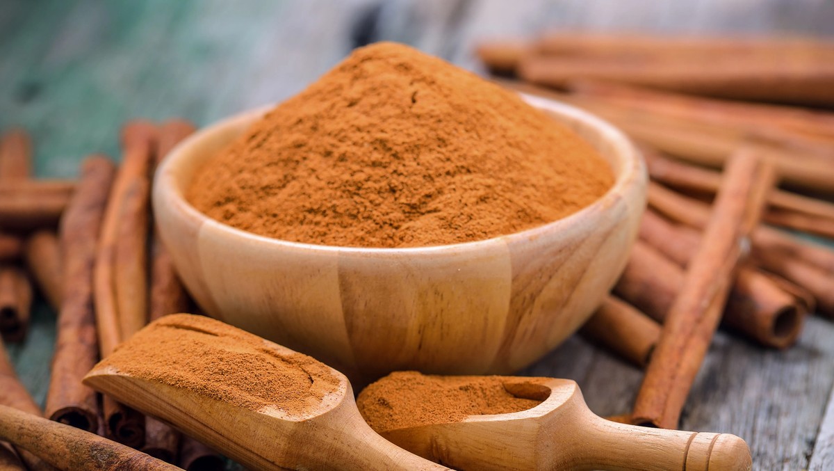 Skořice na bylinkách vábí motýly a odpuzuje choroby – fyzika proti chemii - image 2