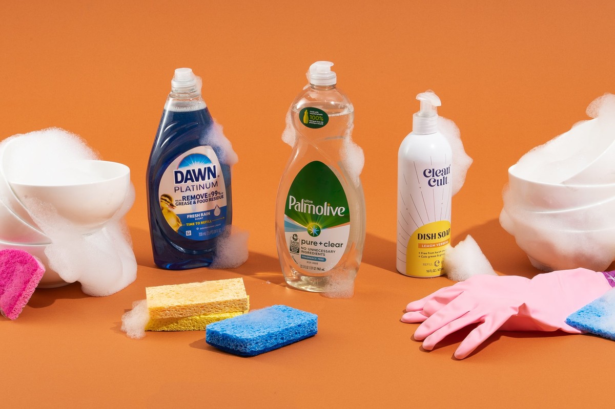 Mýdlová voda z mytí nádobí zabijí mšice na zahradě za 24 hodin