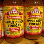 Ocet na okra a rajčata: jednoduché opylování bez včel v domácím zahradě