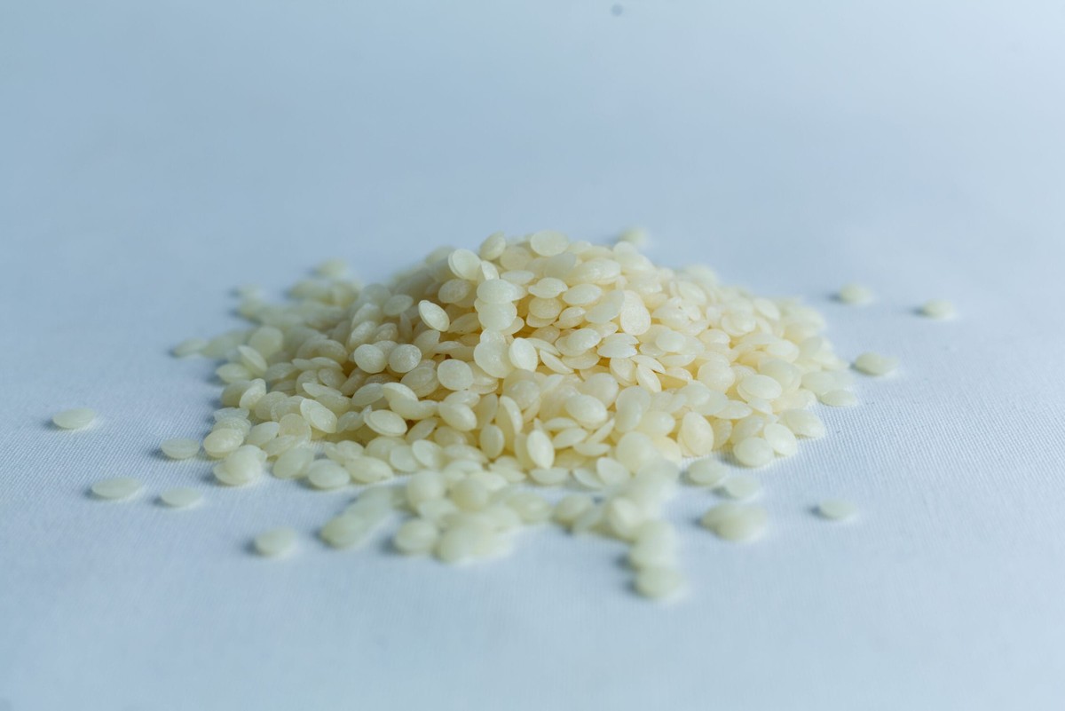 Položte včelí vosk na semena: starobylý trik českých zahradníků proti plísním